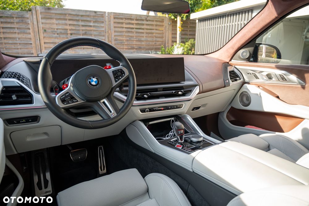 BMW XM 50e PHEV sport - 16