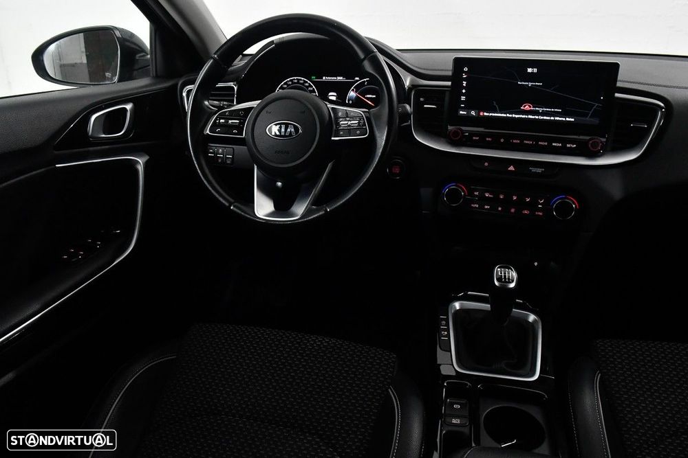 Kia XCeed 1.6 CRDi MHEV Tech - 15