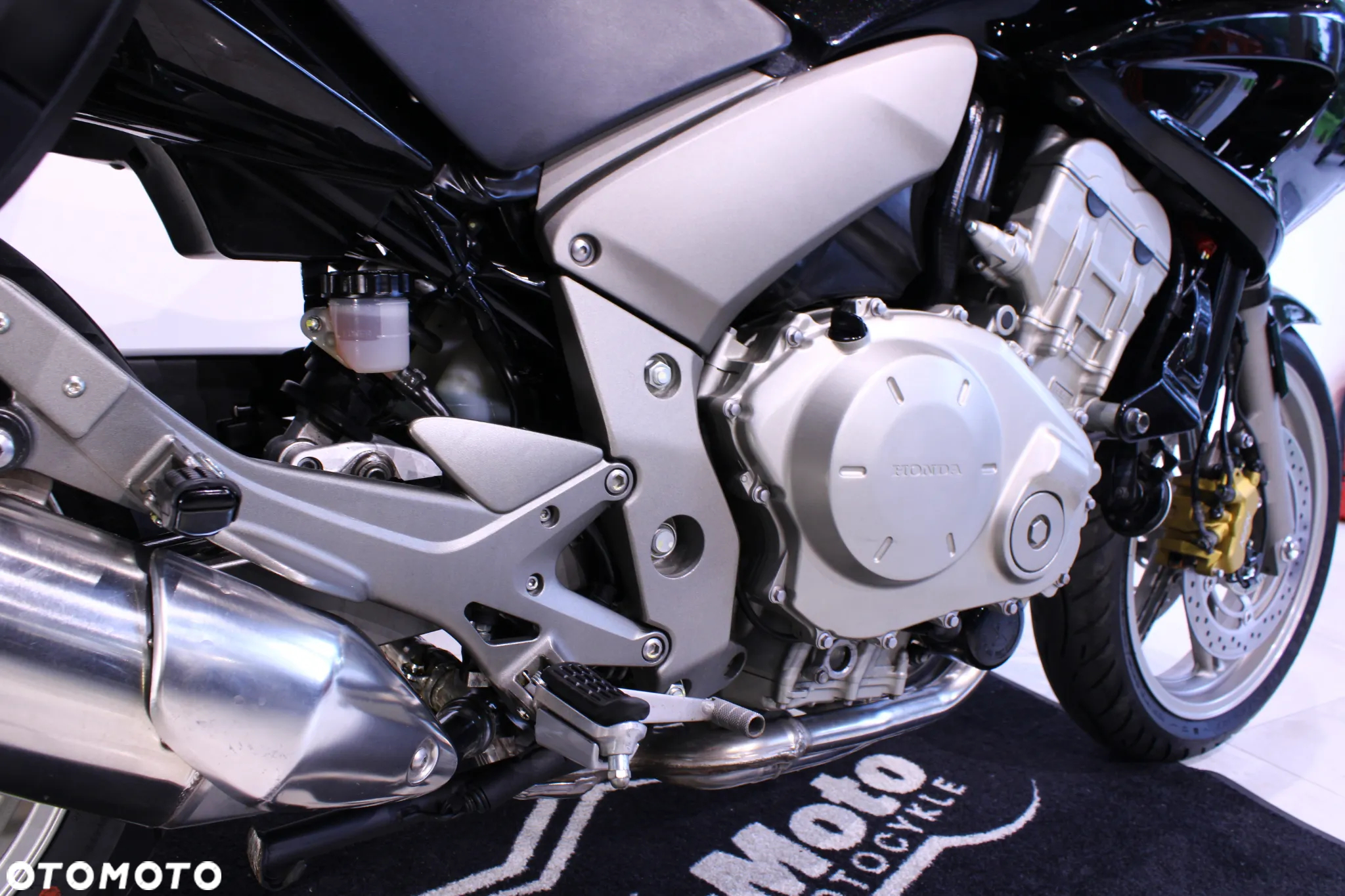 Honda CBF - 17