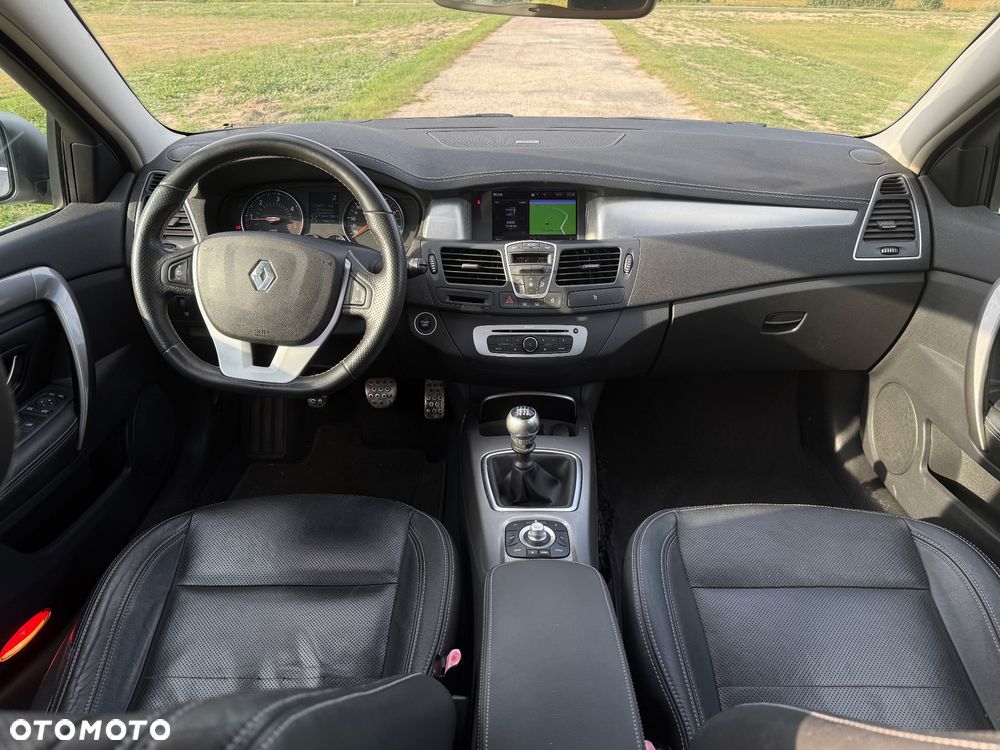Renault Laguna dCi 150 FAP Start-Stop Bose Edition - 5