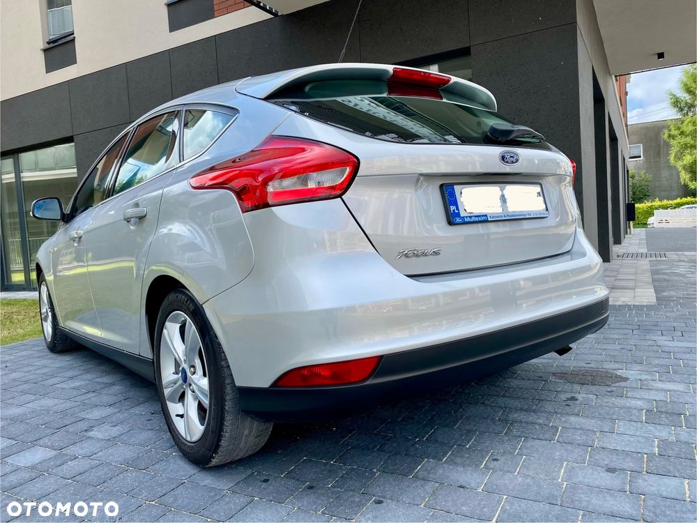 Ford Focus 1.6 Gold X - 18