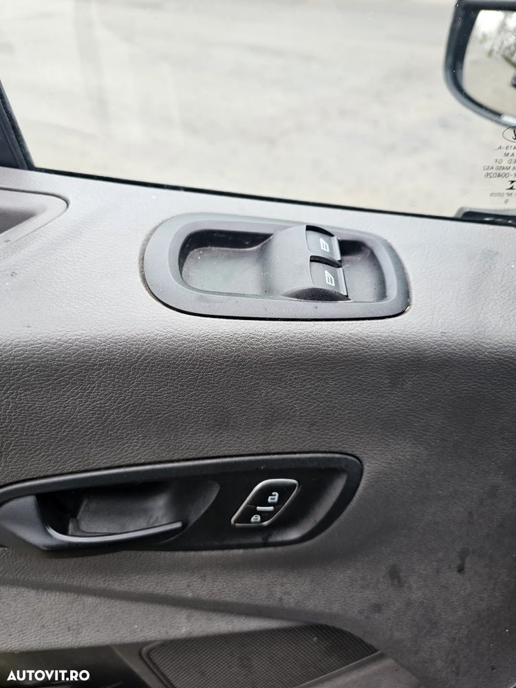 Ford Transit Doka 7 locuri - 10