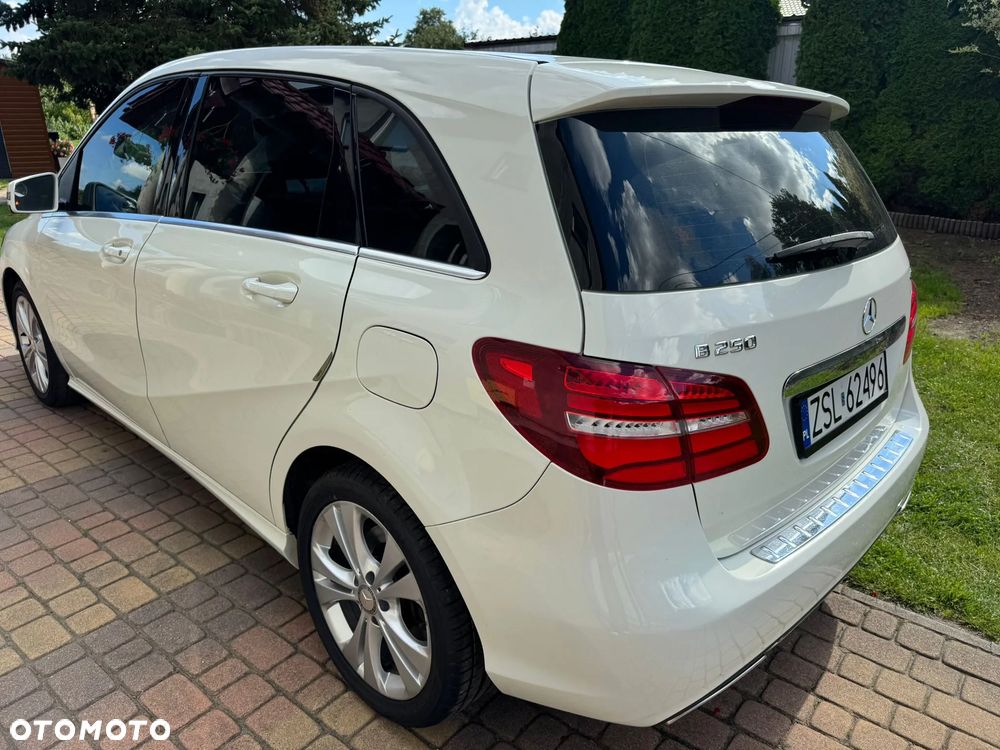 Mercedes-Benz Klasa B 250 4Matic 7G-DCT UrbanStyle Edition - 5