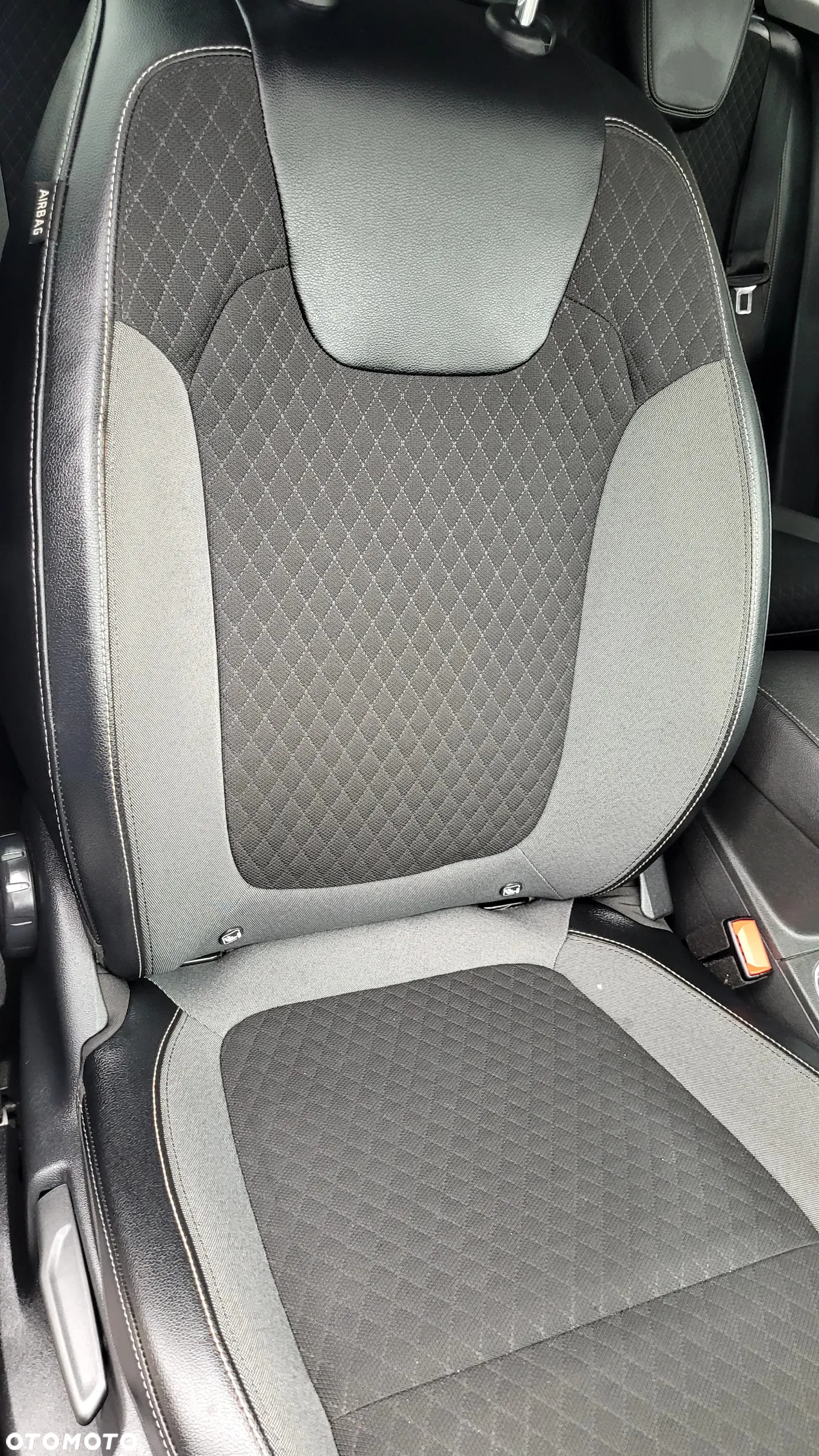Opel Grandland X 1.6 T Ultimate S&S - 22