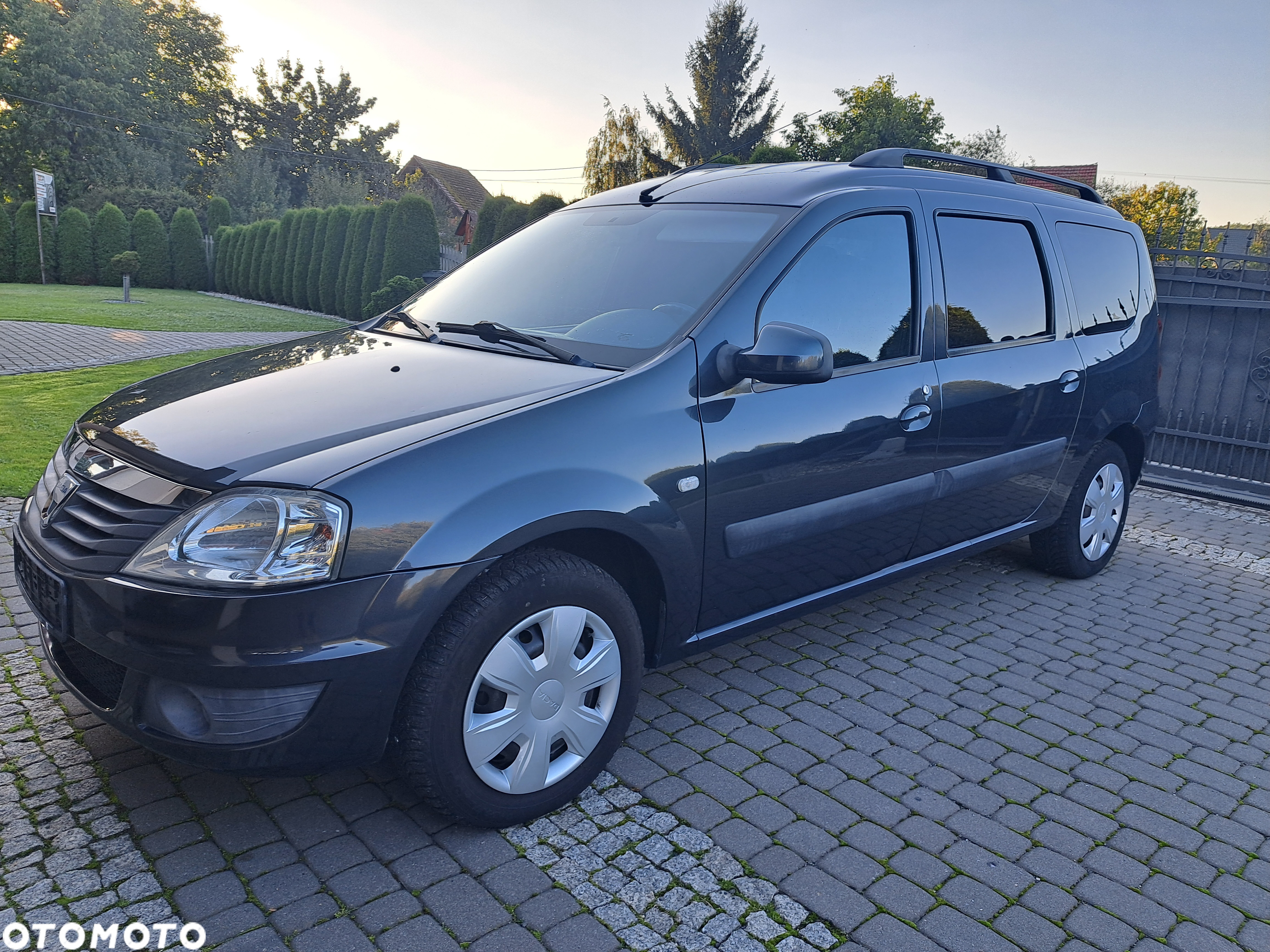 Dacia Logan MCV 1.6 16V Laureate - 37