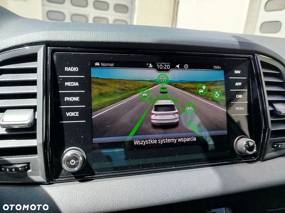 Skoda Karoq 1.5 TSI ACT Sportline DSG - 22