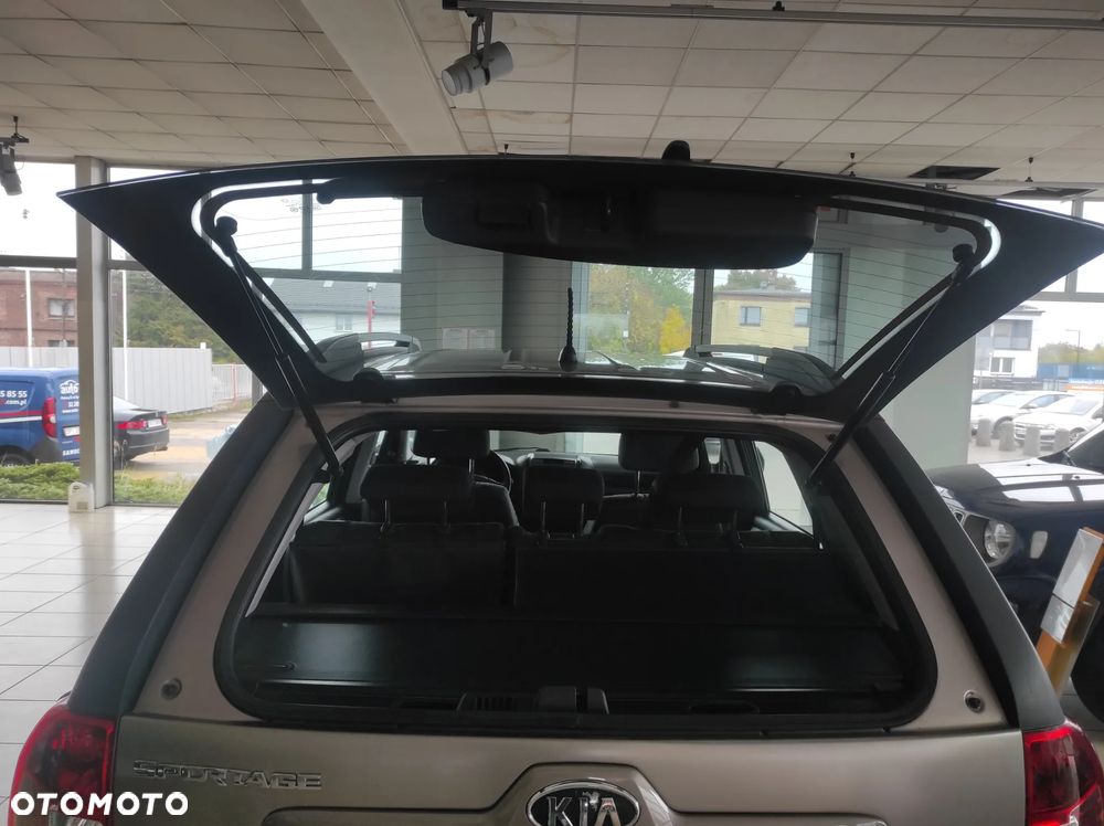Kia Sportage 2.0 2WD Attract - 10