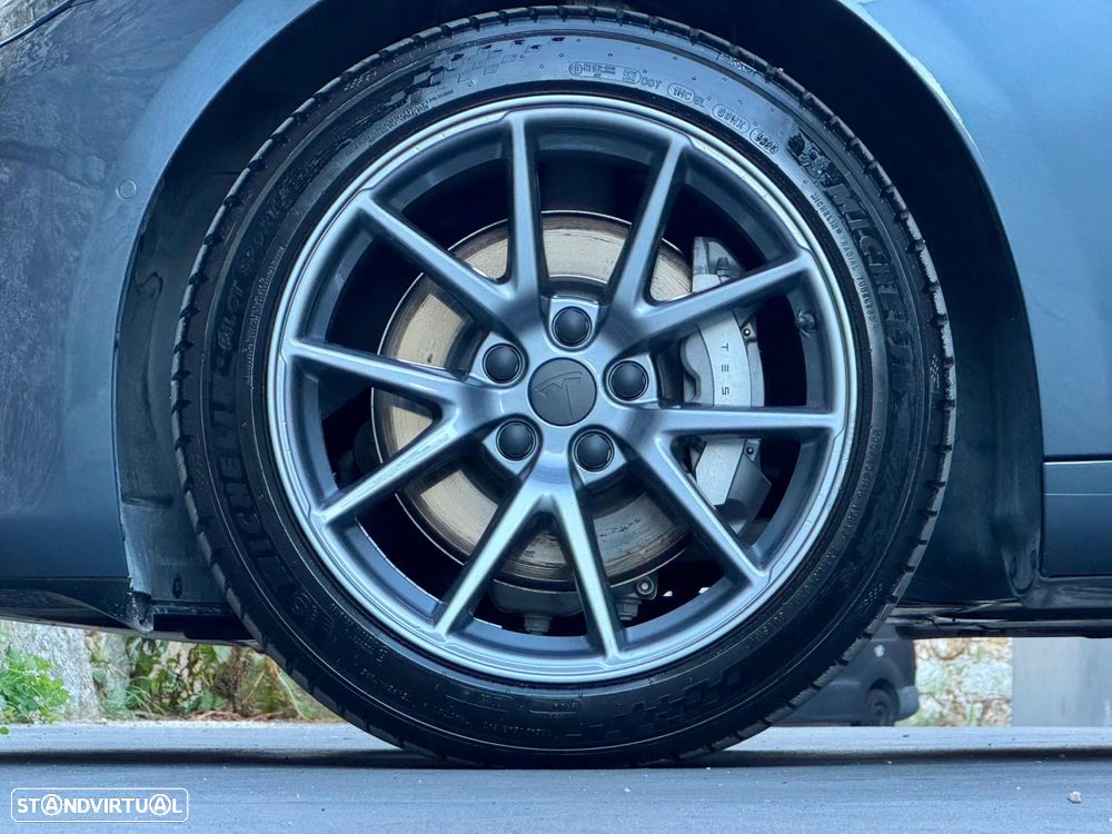 Tesla Model 3 Tração Traseira - 28