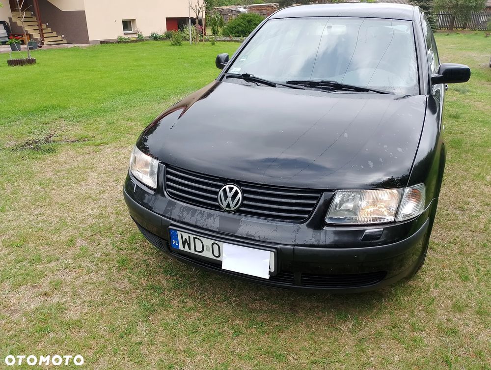 Volkswagen Passat 1.8T Comfortline - 1