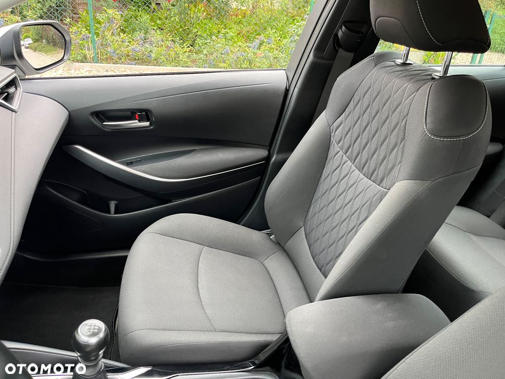 Toyota Corolla 1.5 Comfort - 18