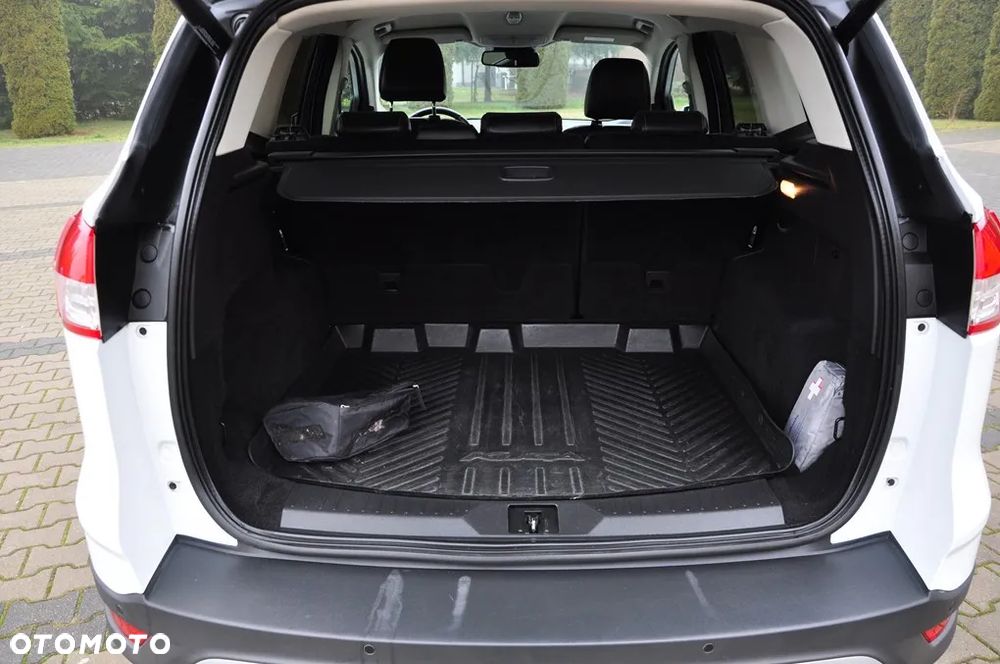 Ford Kuga 2.0 TDCi 4x4 Titanium - 25