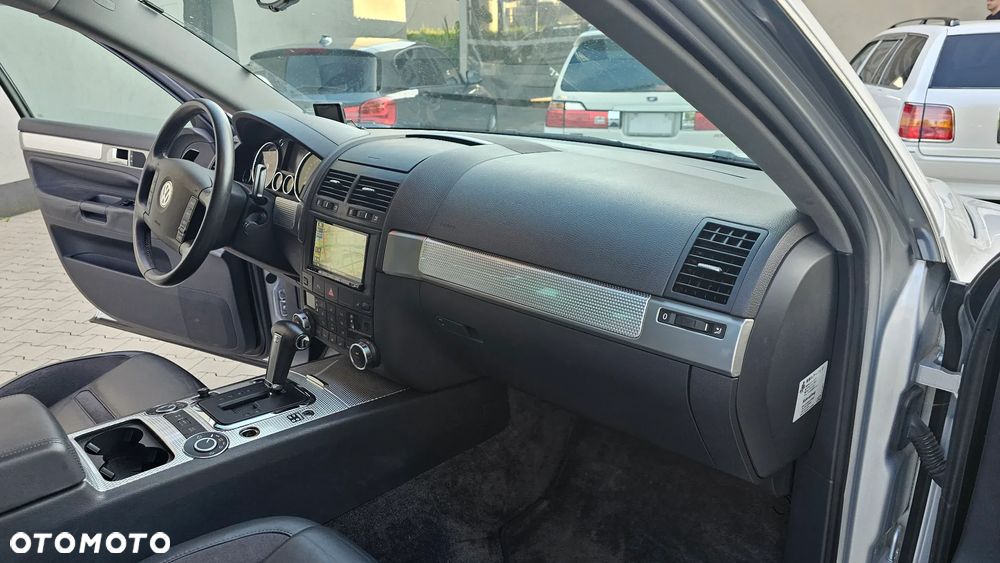 Volkswagen Touareg 6.0 W12 Automatik Sport - 16