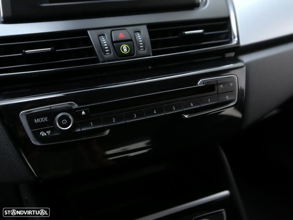 BMW 216 Active Tourer - 22