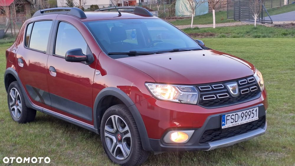 Dacia Sandero Stepway TCe 90 (S&S) Celebration - 3