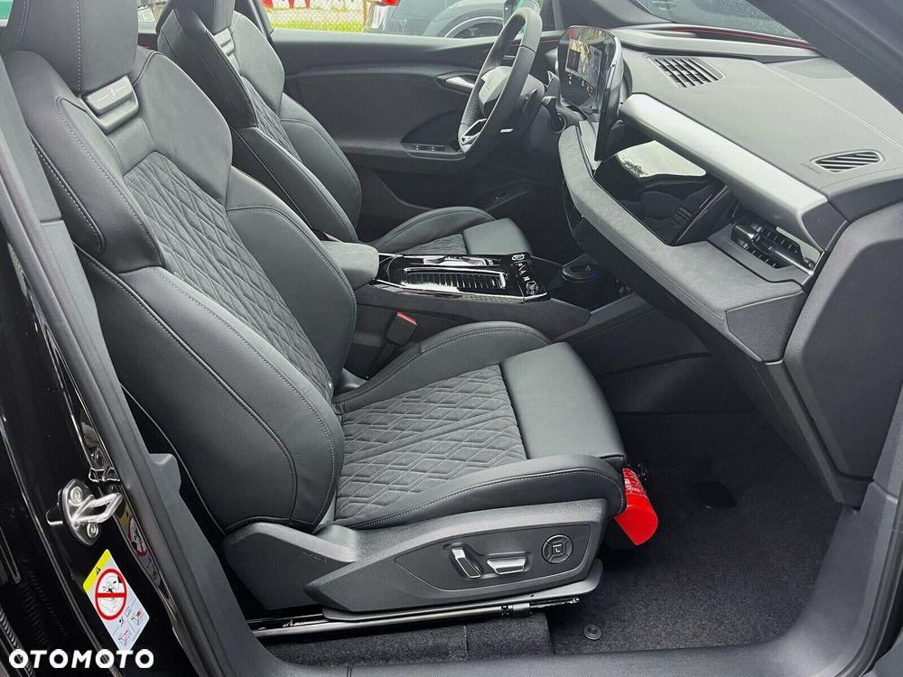 Audi Q6 e-tron - 27