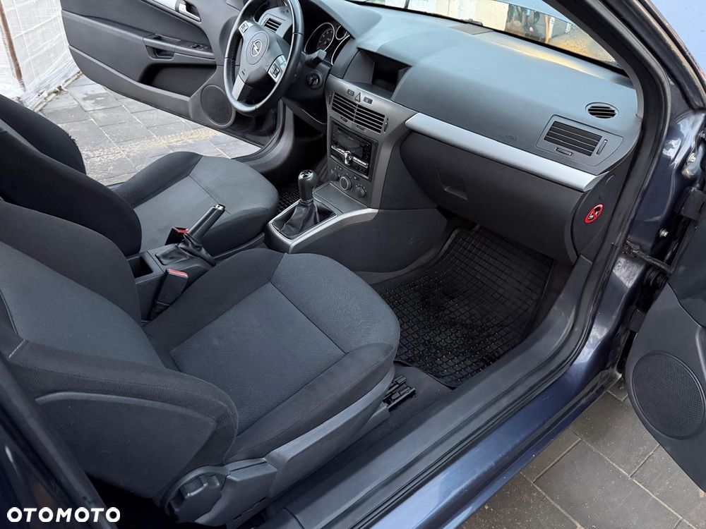 Opel Astra 1.6 - 12