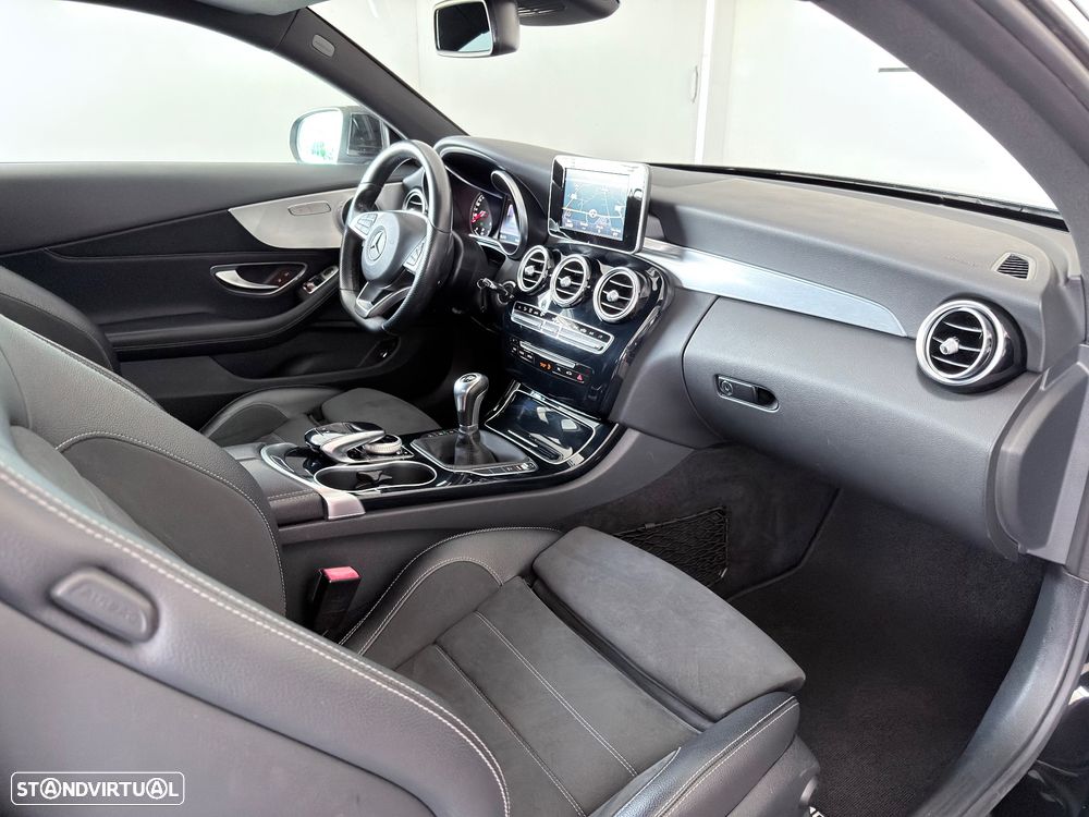 Mercedes-Benz C 180 AMG Line - 14