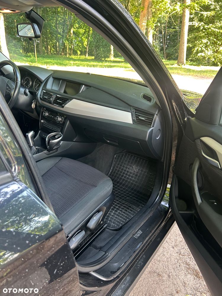 BMW X1 xDrive18d - 15