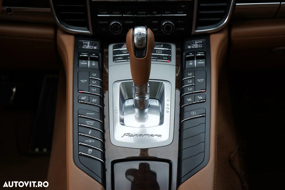 Porsche Panamera 3.0 PDK 4S - 18