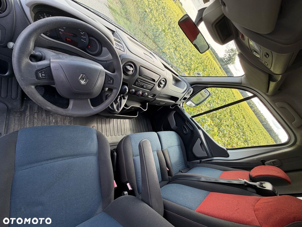 Renault Master - 25