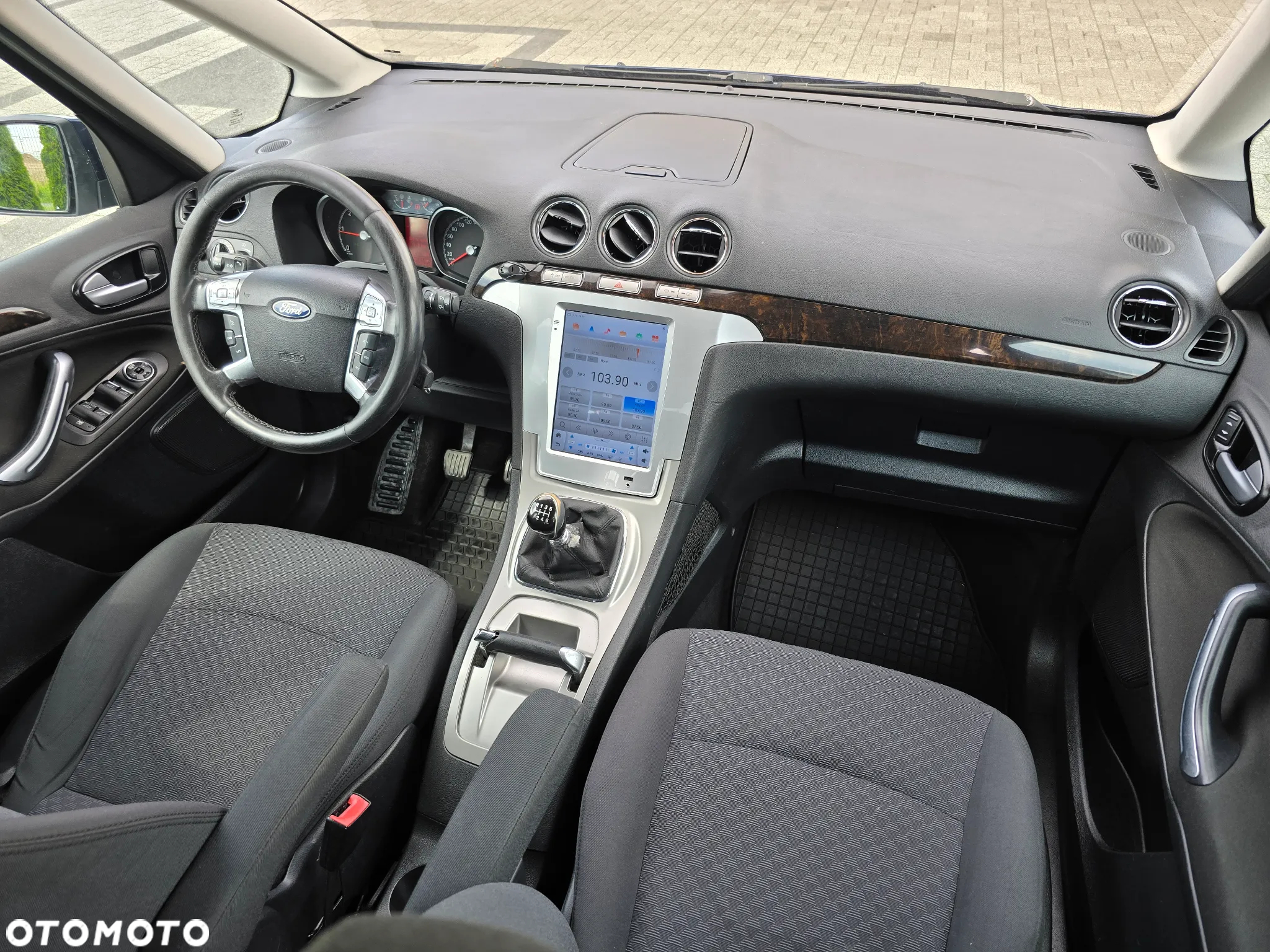 Ford Galaxy 2.0 TDCi Ghia - 31