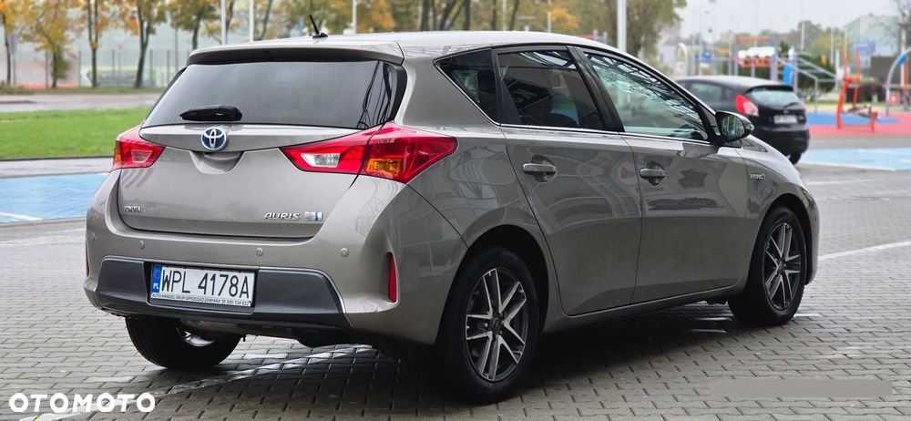 Toyota Auris - 5