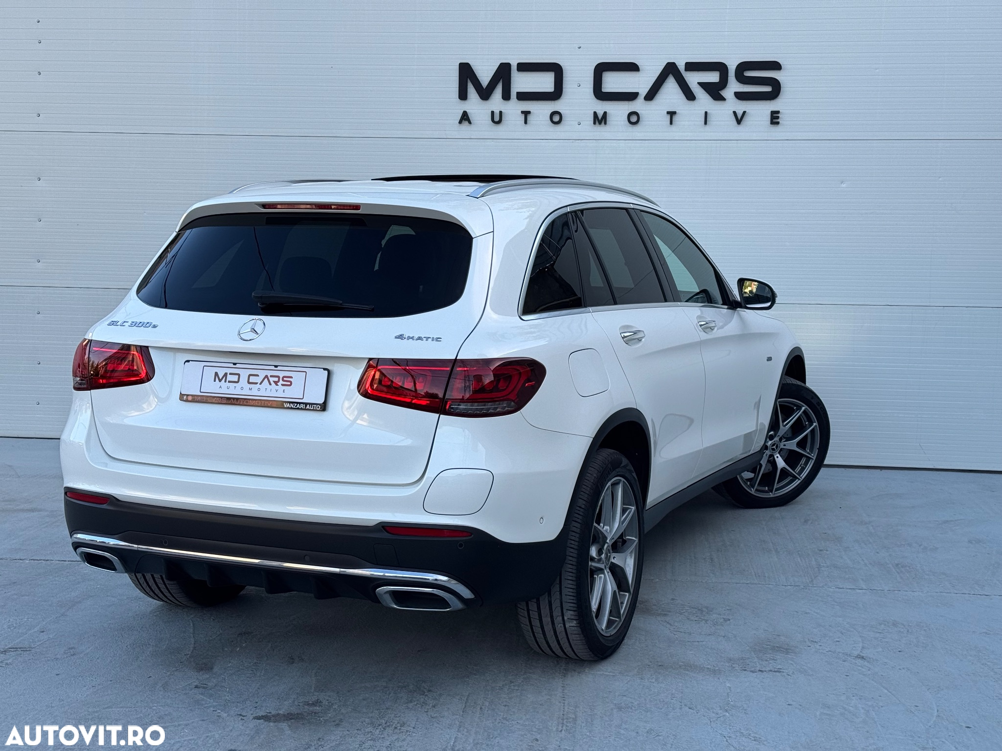 Mercedes-Benz GLC 300 e 4Matic 9G-TRONIC Edition AMG Line - 4