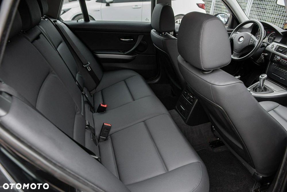 BMW Seria 3 - 8