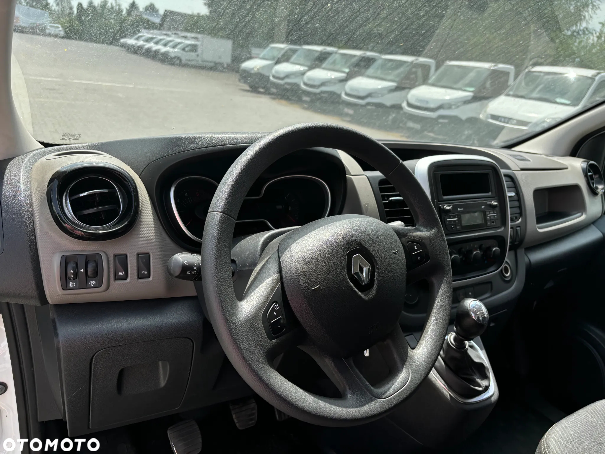 Renault TRAFIC - 9