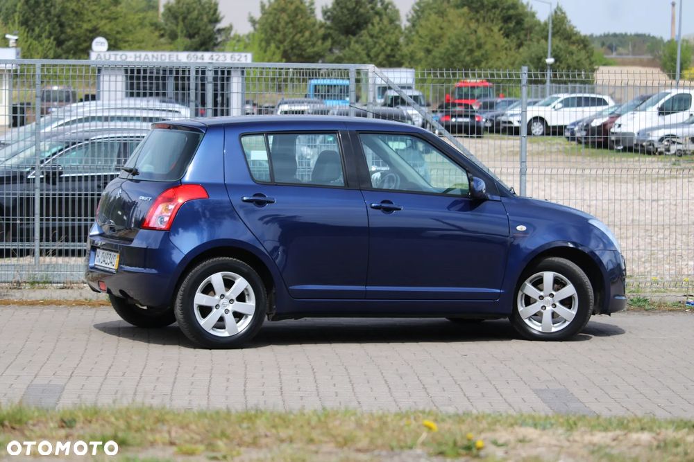 Suzuki Swift - 9