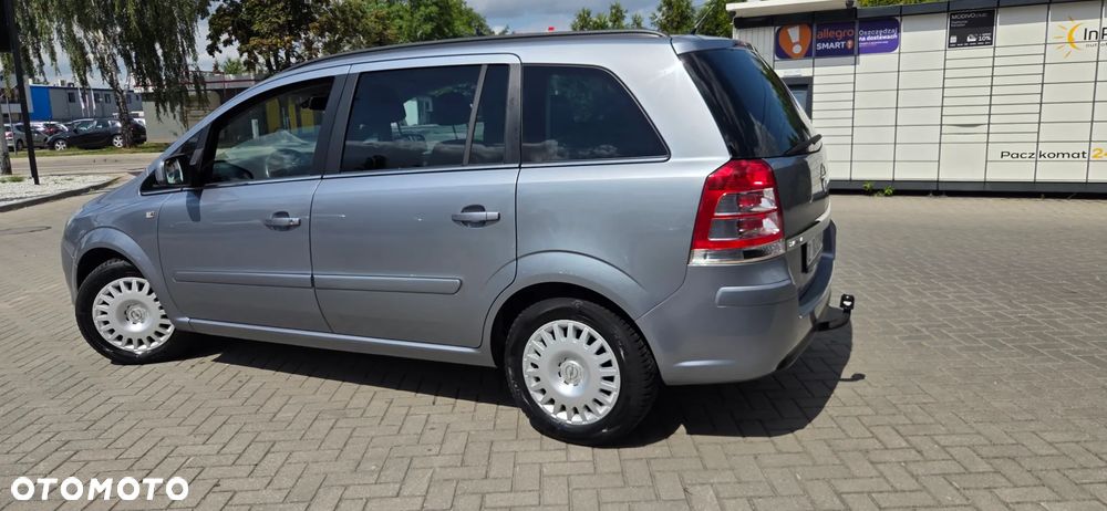 Opel Zafira 1.8 Selection - 9