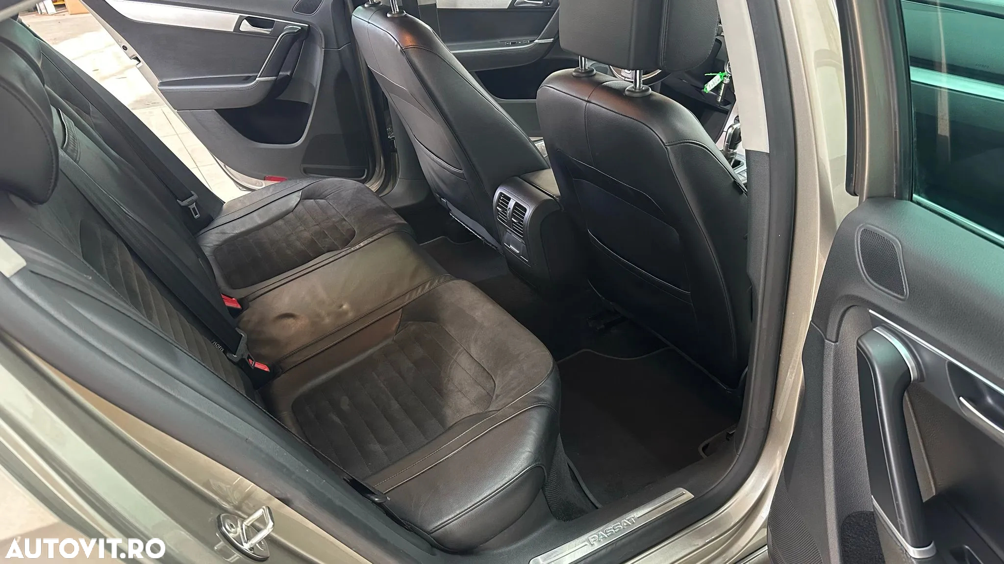 Volkswagen Passat Variant 1.4 TSI DSG BlueMotion Technology Highline - 9