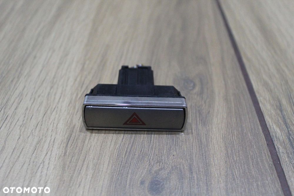 PRZYCISK ŚWIATEŁ AWARYJNYCH FORD S-MAX - 1
