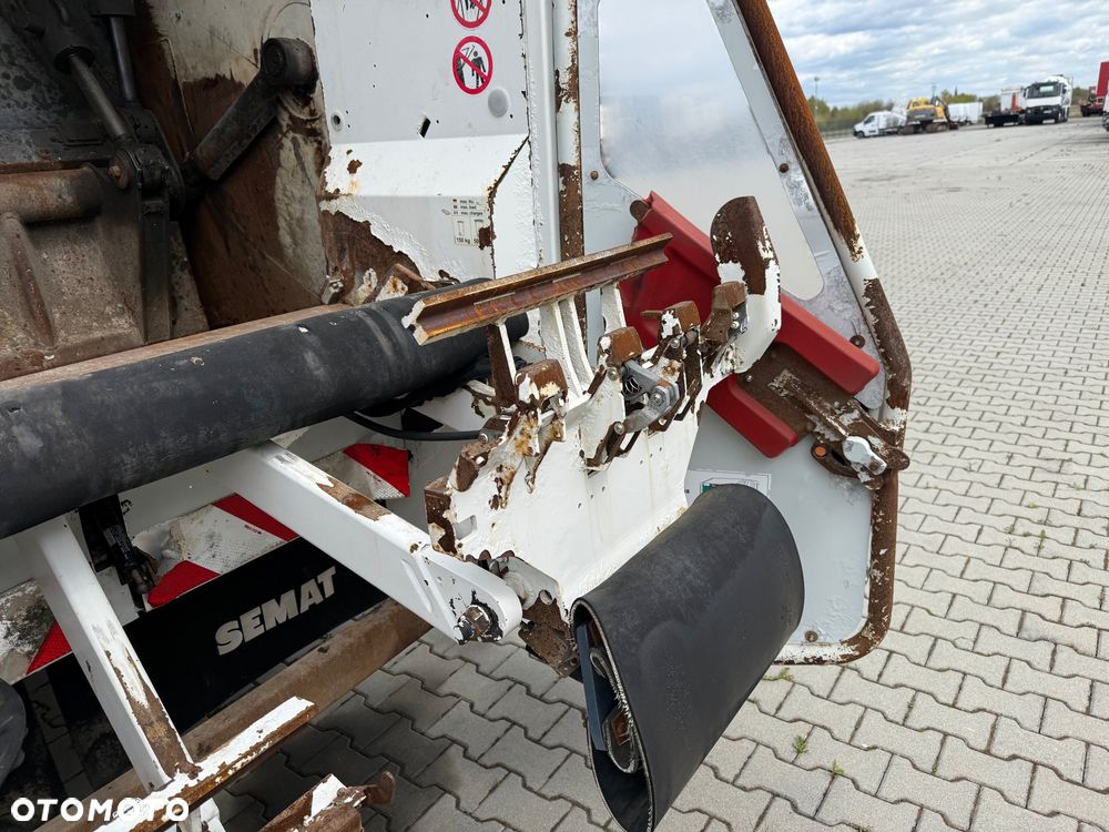 Renault D320 / 6x2 / ŚMIECIARKA / EURO 6 /  SPROWADZONA / STAN BDB / / / - 23