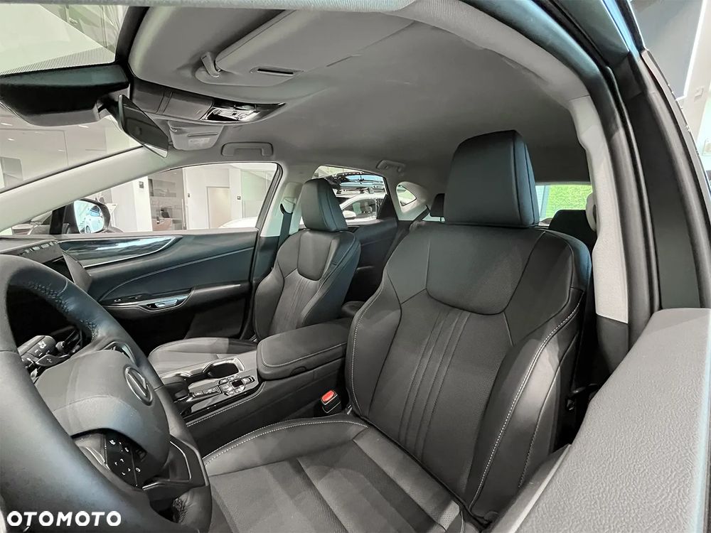 Lexus NX - 6
