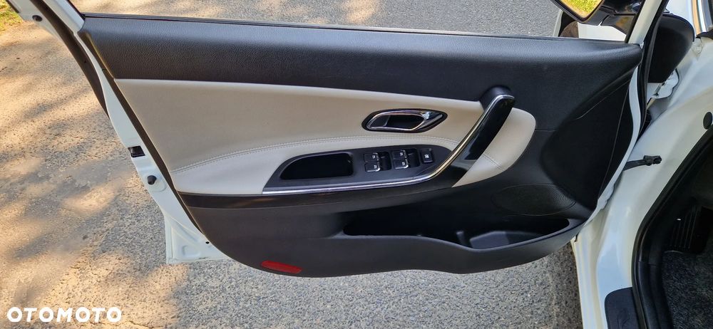 Kia Ceed 1.6 CRDi 136 DCT ISG Platinum Edition - 17