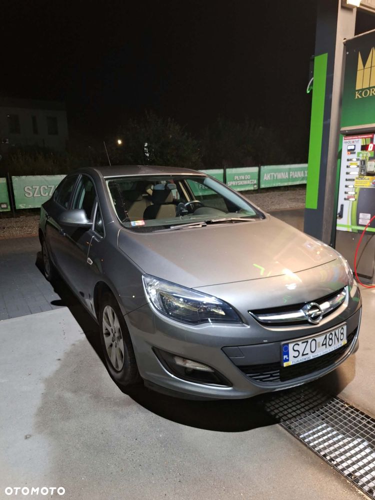 Opel Astra - 3