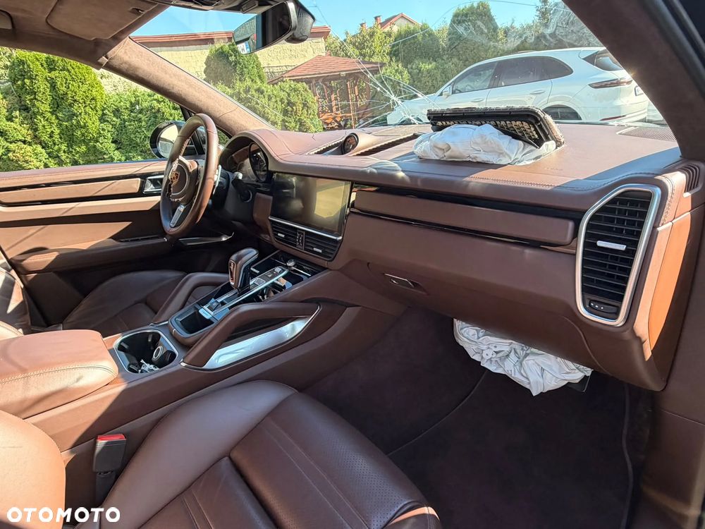Porsche Cayenne Turbo Tiptronic S - 19