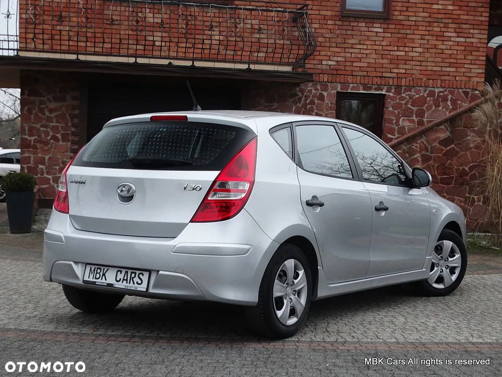 Hyundai i30 1.4 Edition Plus - 10