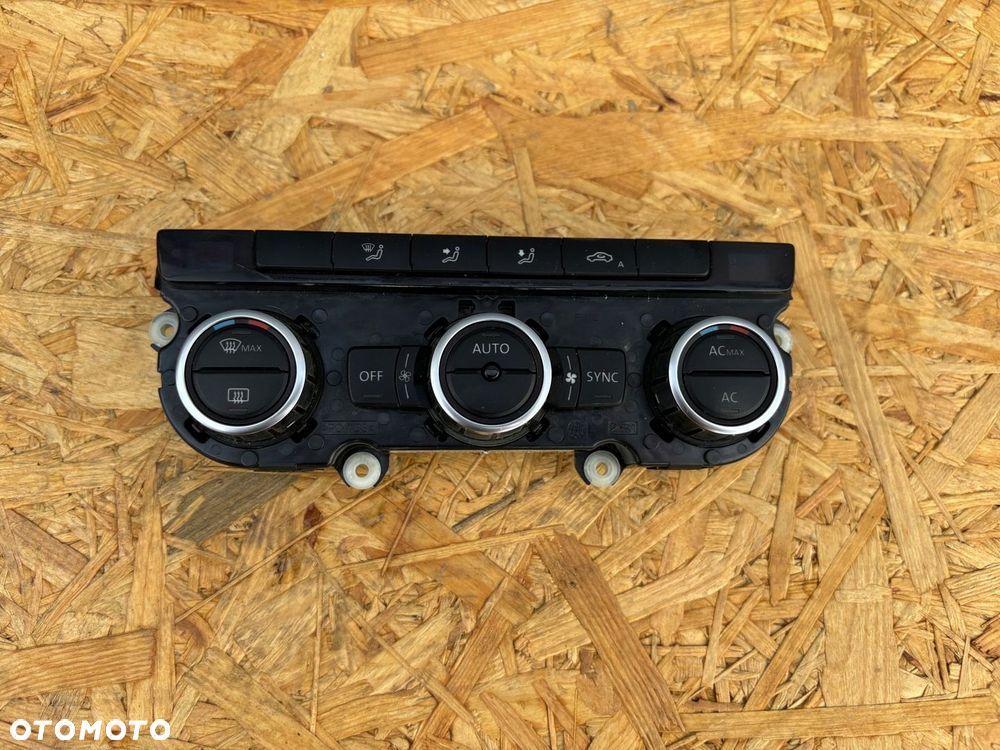 PANEL NAWIEWU KLIMATYZACJI VW PASSAT 3AA907044B - 1