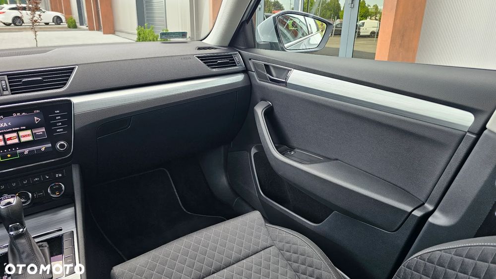 Skoda Superb 2.0 TSI Ambition DSG - 12