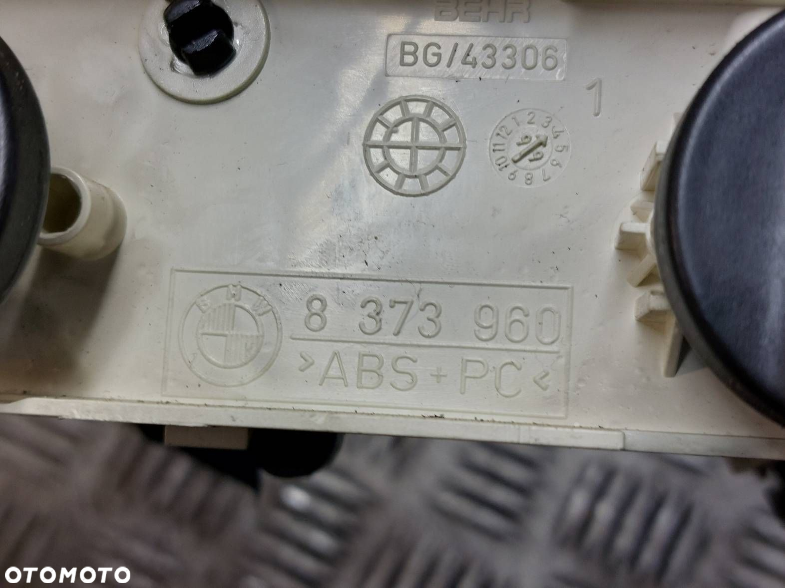 PANEL NAWIEWU POKRĘTŁA BEZ KLIMATYZACJI BMW E46 8373960 8373981 - 3