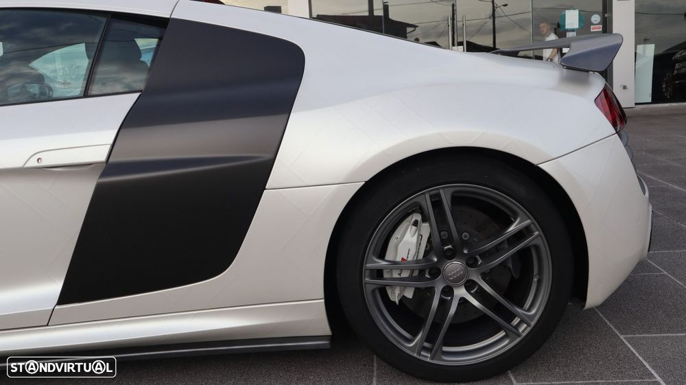 Audi R8 Coupé 5.2 FSI quattro S tronic - 13