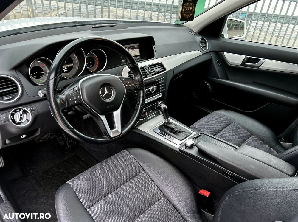 Mercedes-Benz C 250 T CDI DPF (BlueEFFICIENCY) 7G-TRONIC Avantgarde - 11