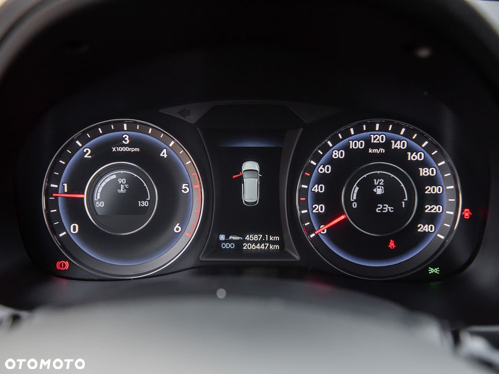 Hyundai i40 - 22