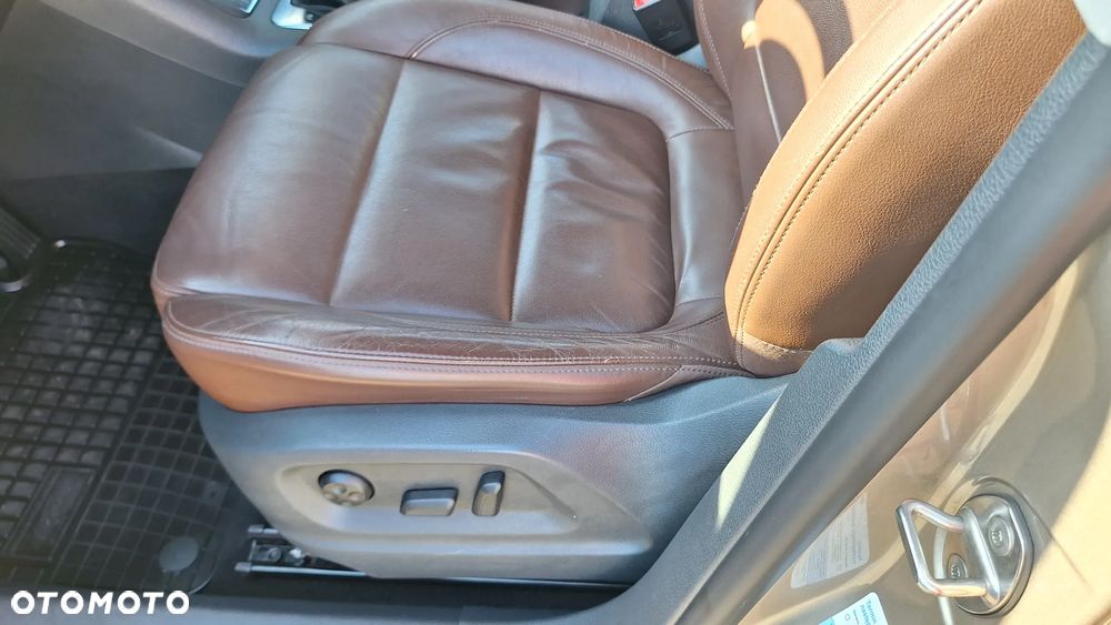 Volkswagen Tiguan - 13