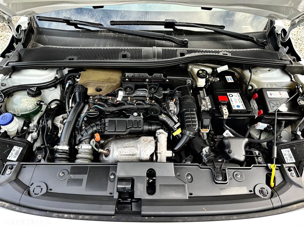 Peugeot 208 BlueHDi 100 Active - 28