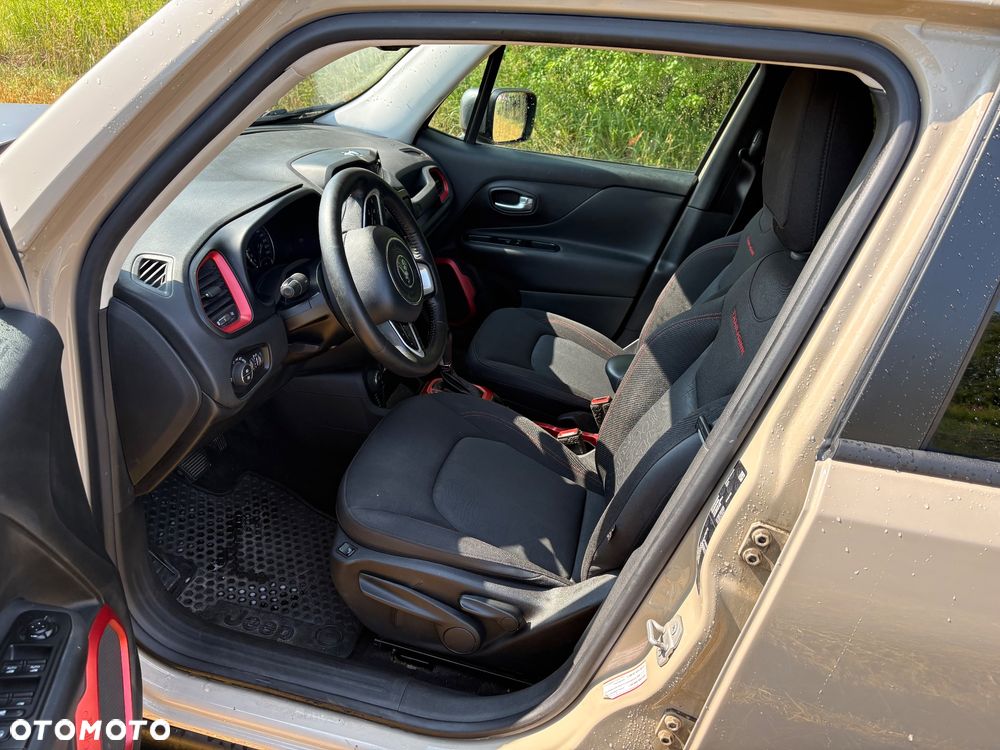 Jeep Renegade - 4