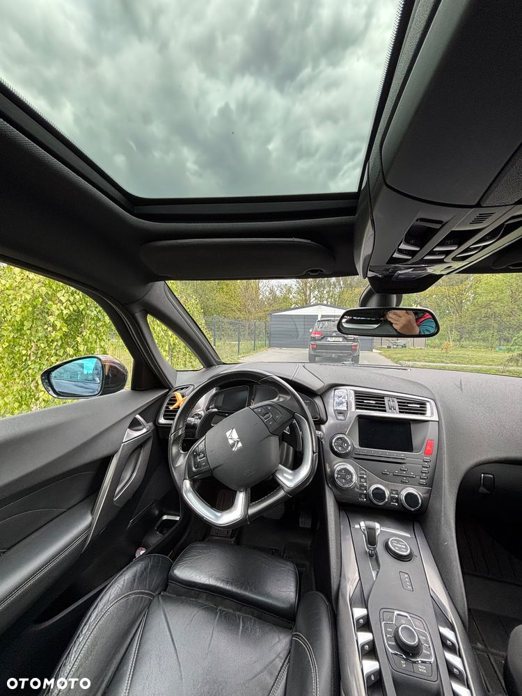 Citroën DS5 2.0 HDi Hybrid4 SportChic MCP - 19