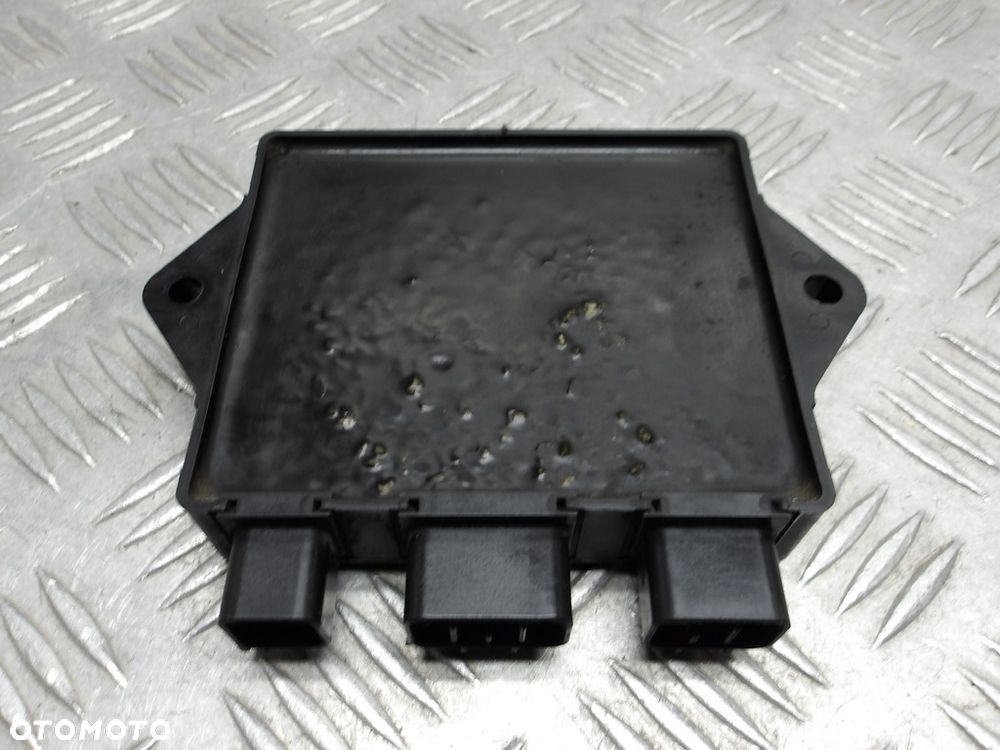 Moduł komputer zapłonowy YAMAHA XVZ 1300 ROYAL STAR VENTURE 99-13r   PN. 4XY-82305-00 - 4